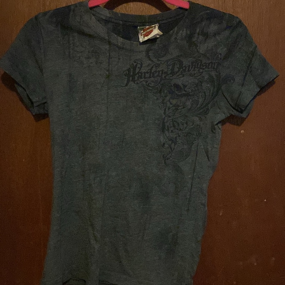 Harley Davidson navy tee with smoke-like detail. Purchased in VA beach